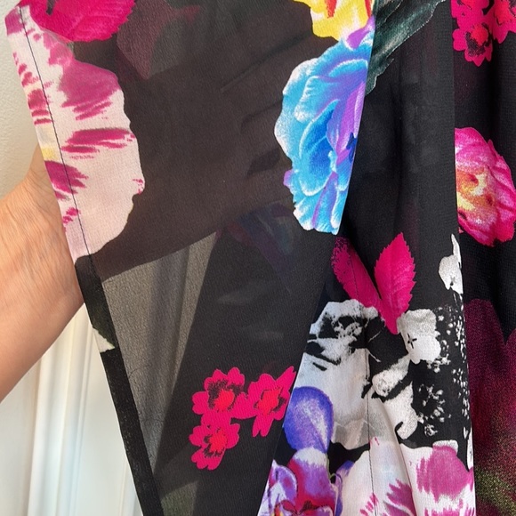 Flint & Moss beach Black Floral Embellished sheer cover up with tie sz.L - Picture 6 of 7
